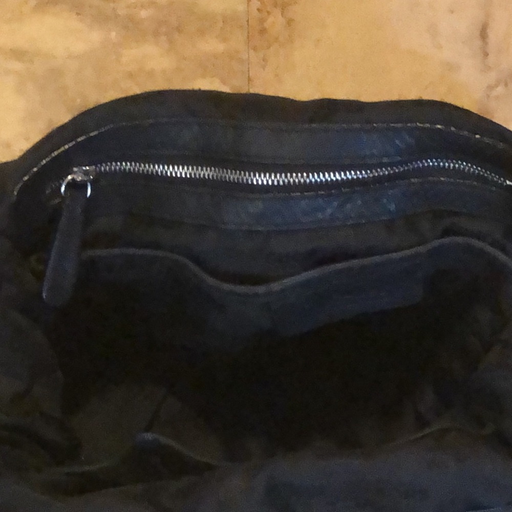 Large Satchel - Picture 6 of 6